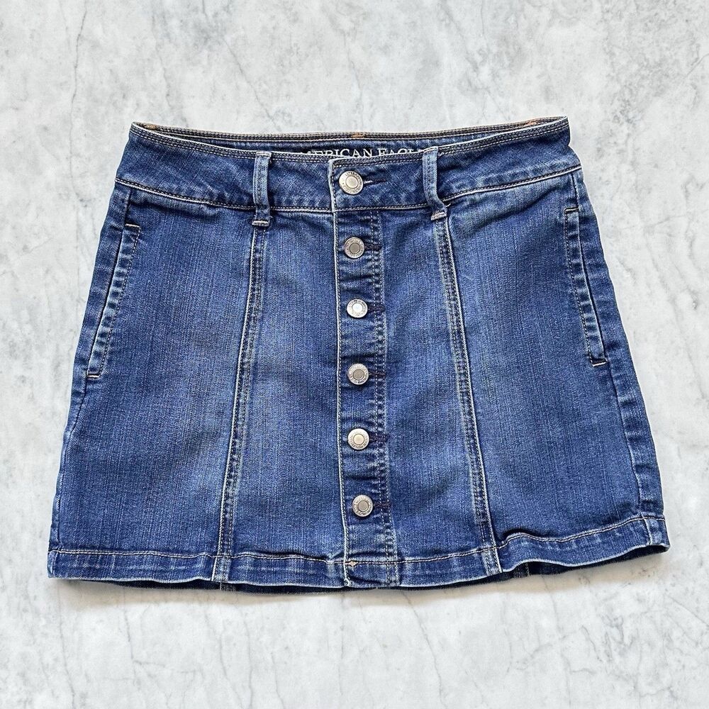 American Eagle Mini Skirt Button Down Blue Denim Stretch Women's Size 2